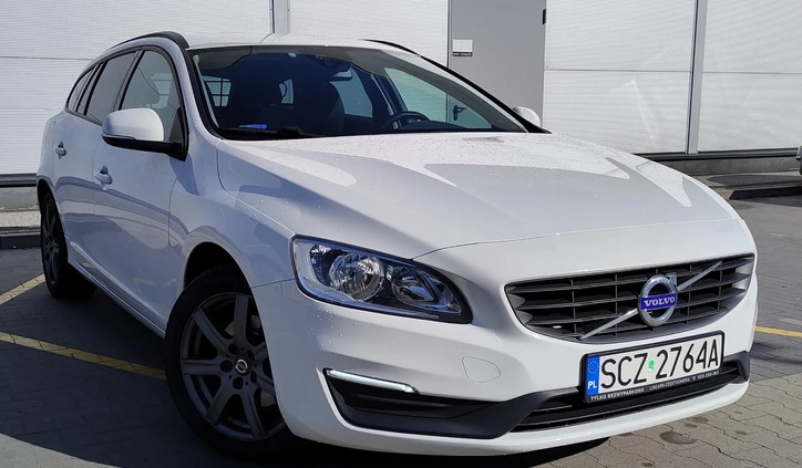 Volvo V60 cena 63900 przebieg: 149500, rok produkcji 2018 z Częstochowa małe 436